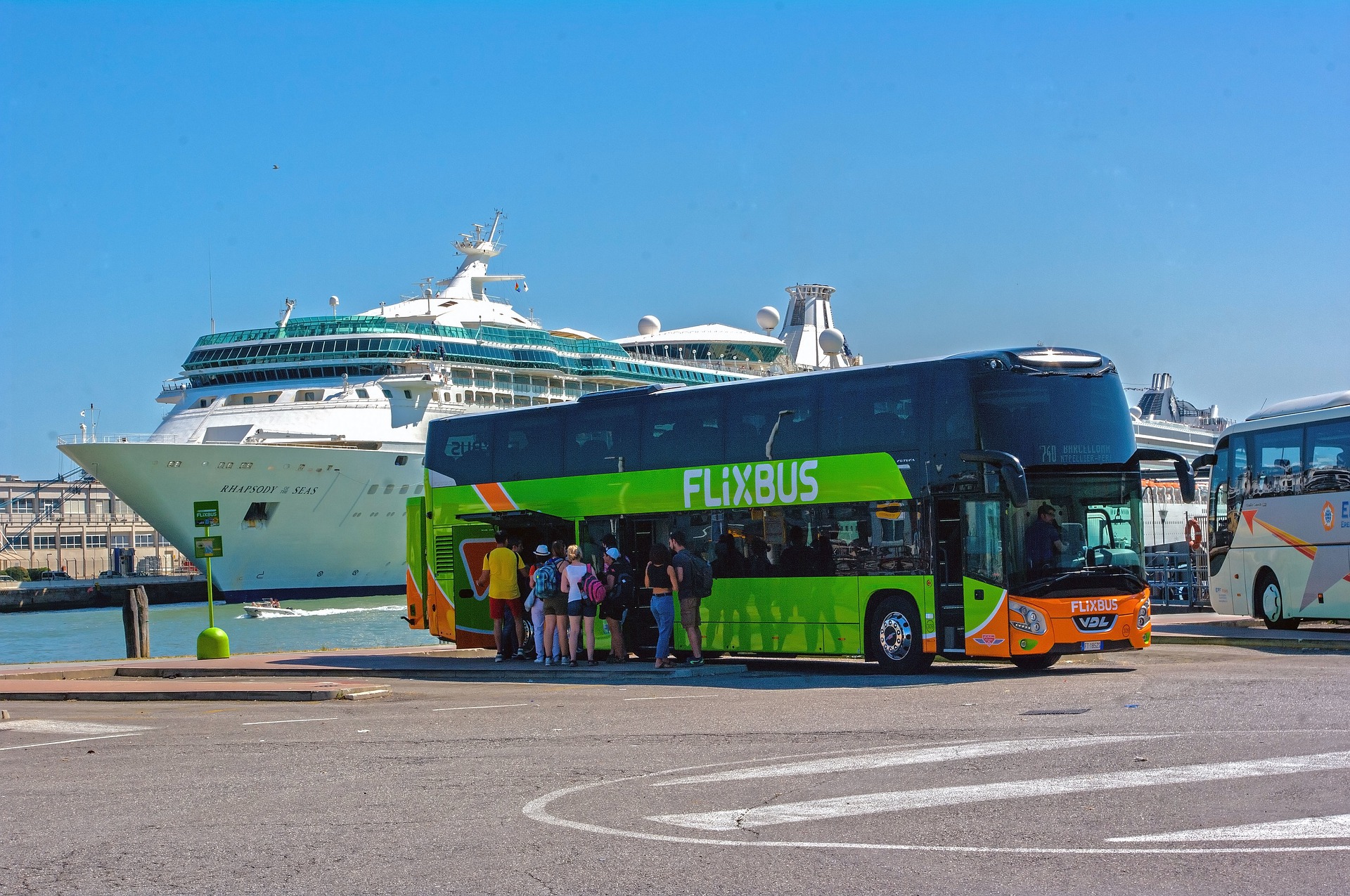 flixbus e nave.jpg
